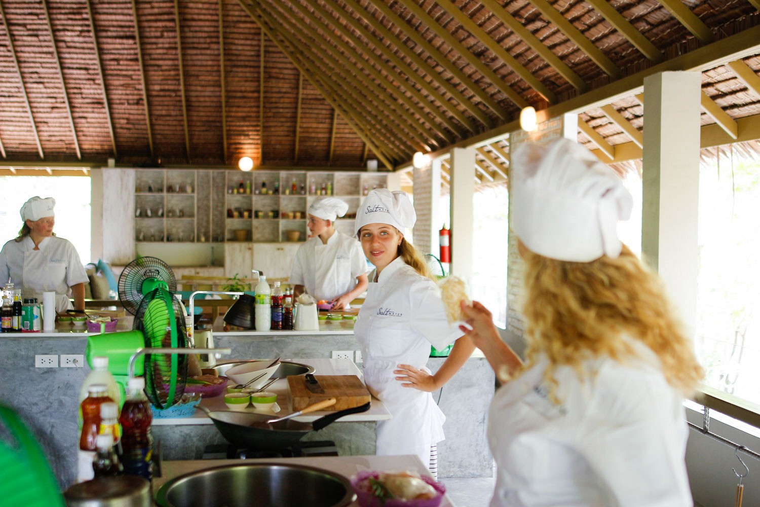 Summer Luxury Beach Resort & Spa