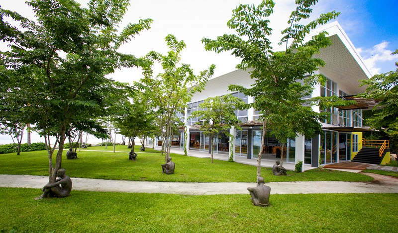 Summer Luxury Beach Resort & Spa